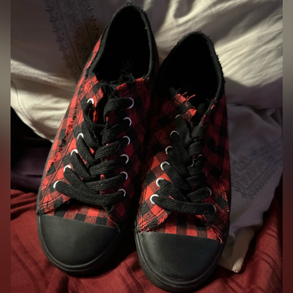 Charlie Paige Shoes